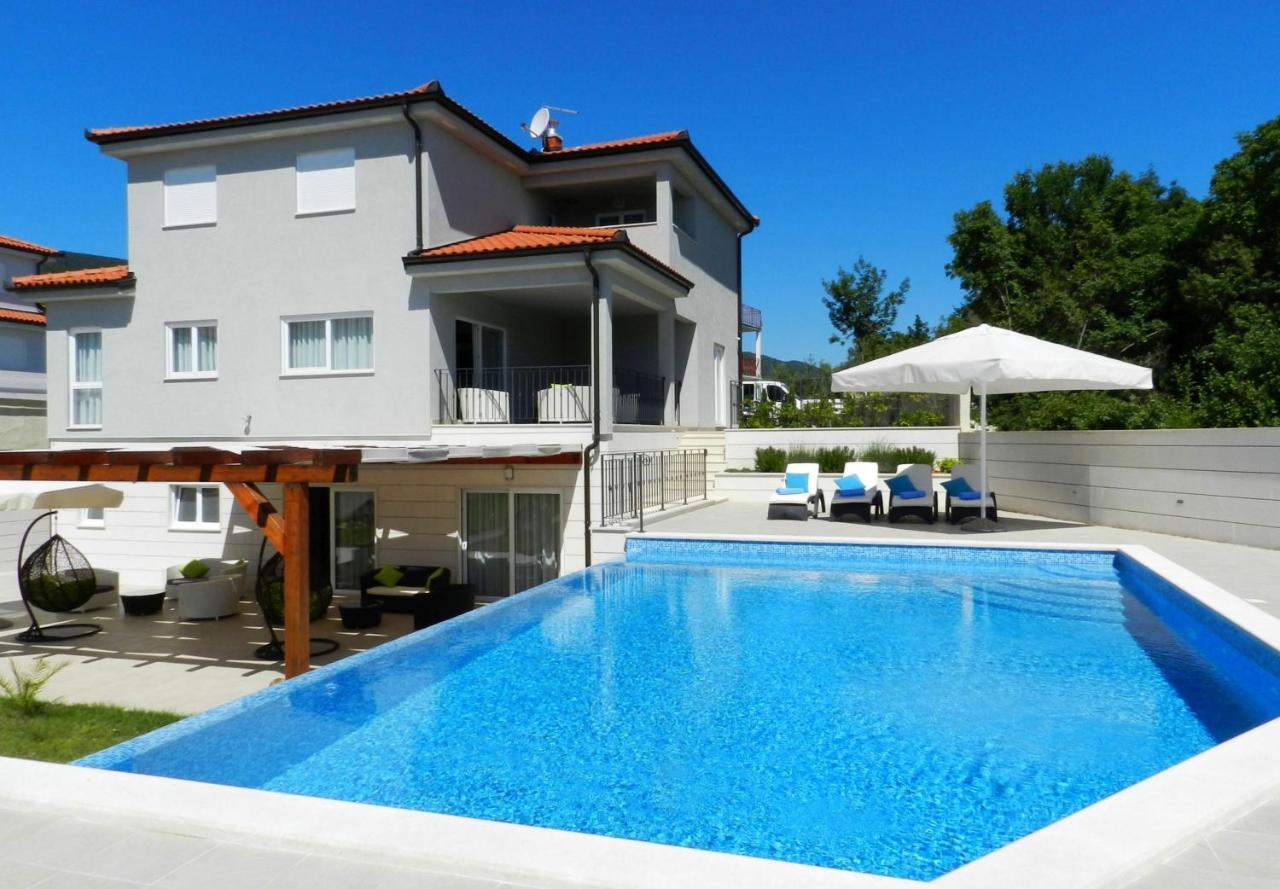Yourcroatiaholiday - Villa With 6 Rooms Drenje  ภายนอก รูปภาพ
