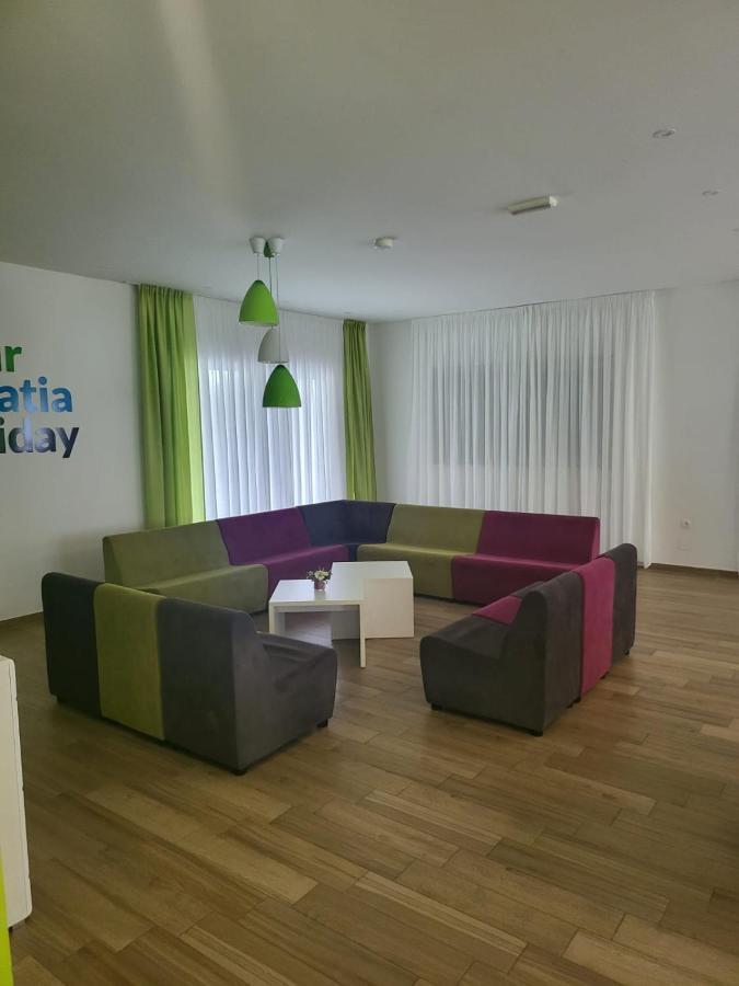 Yourcroatiaholiday - Villa With 6 Rooms Drenje  ภายนอก รูปภาพ
